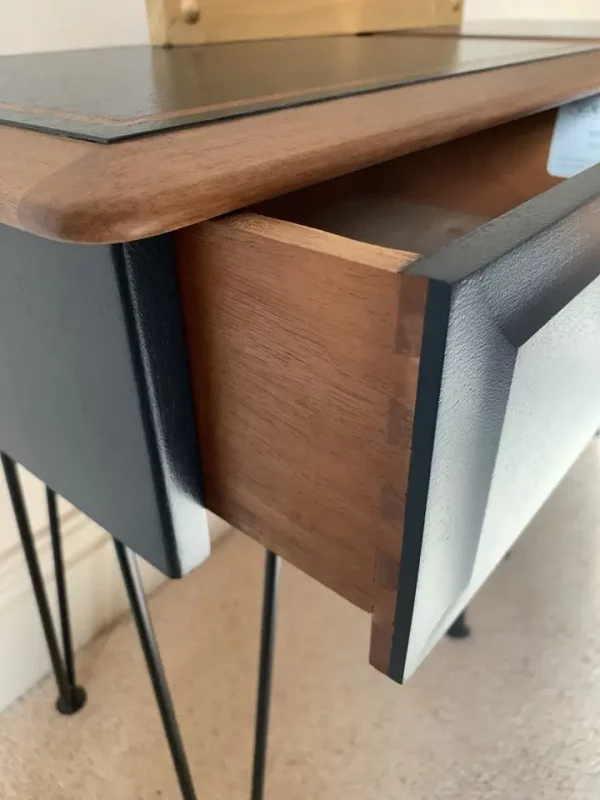 Stag Minstel Bedside Tables - Image 10