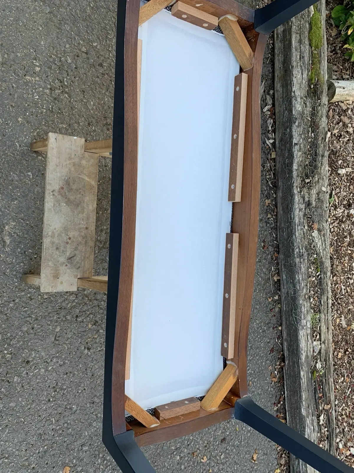 Stag Minstrel Dressing Table Stool - Image 5